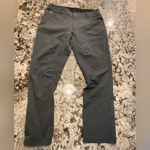 Kuhl 36x32 pants mens gray